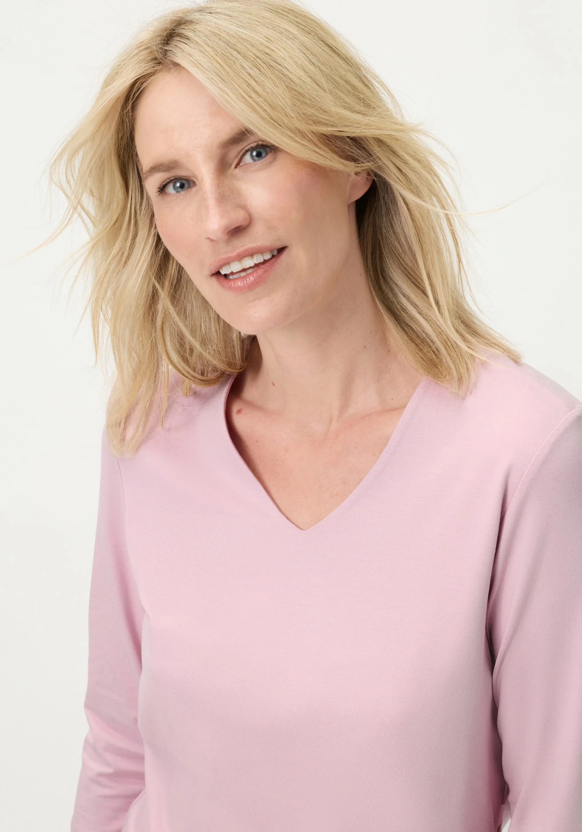 3/4 Sleeve V-Neck T-Shirt - Image 3