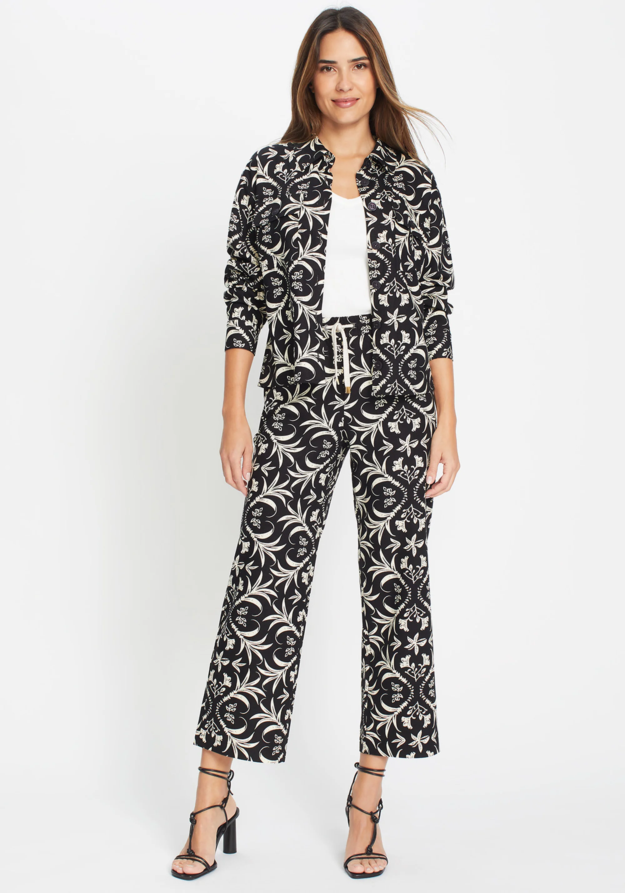 Anna Fit Ornamental Cropped Pant