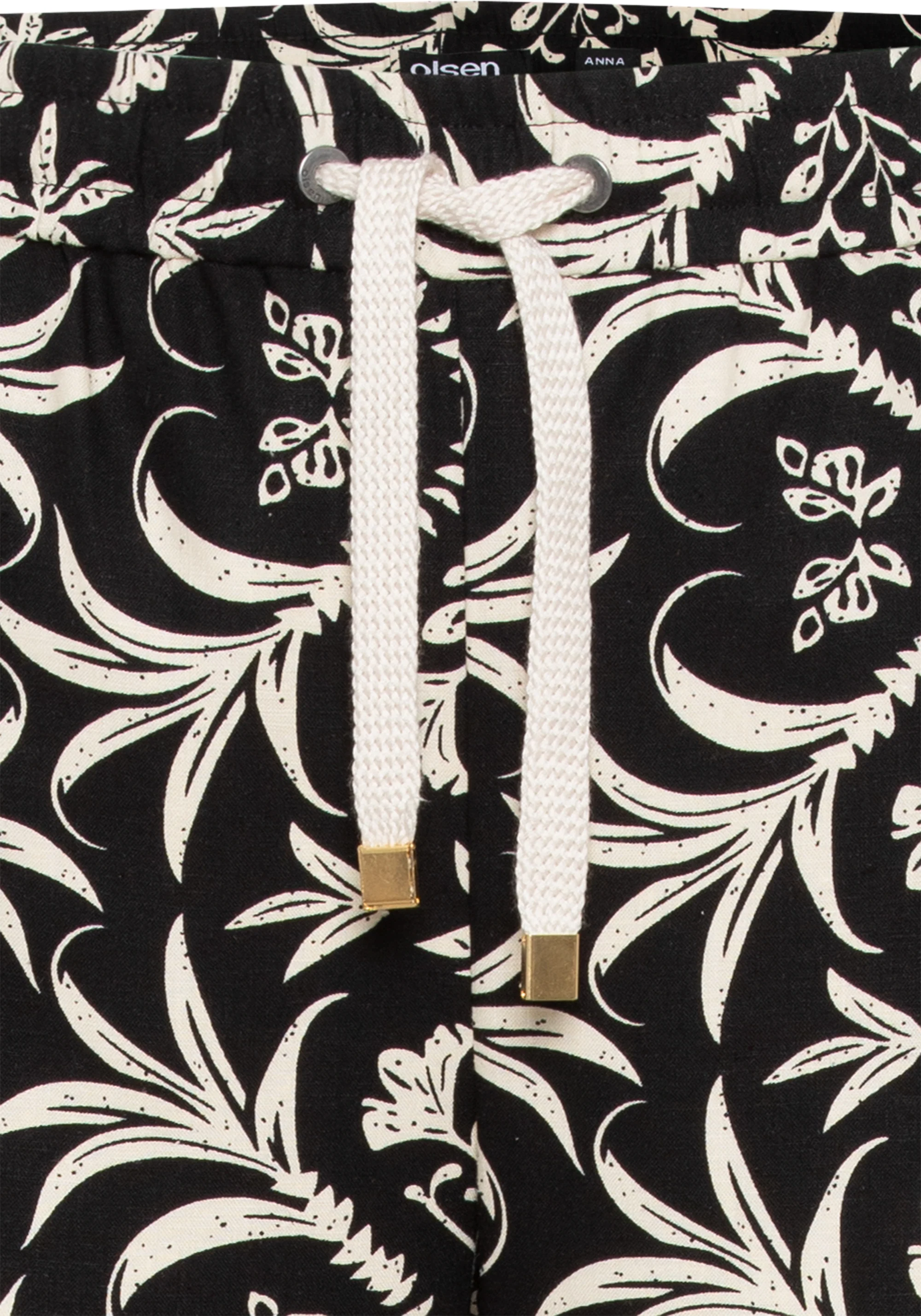 Anna Fit Ornamental Cropped Pant - Image 6