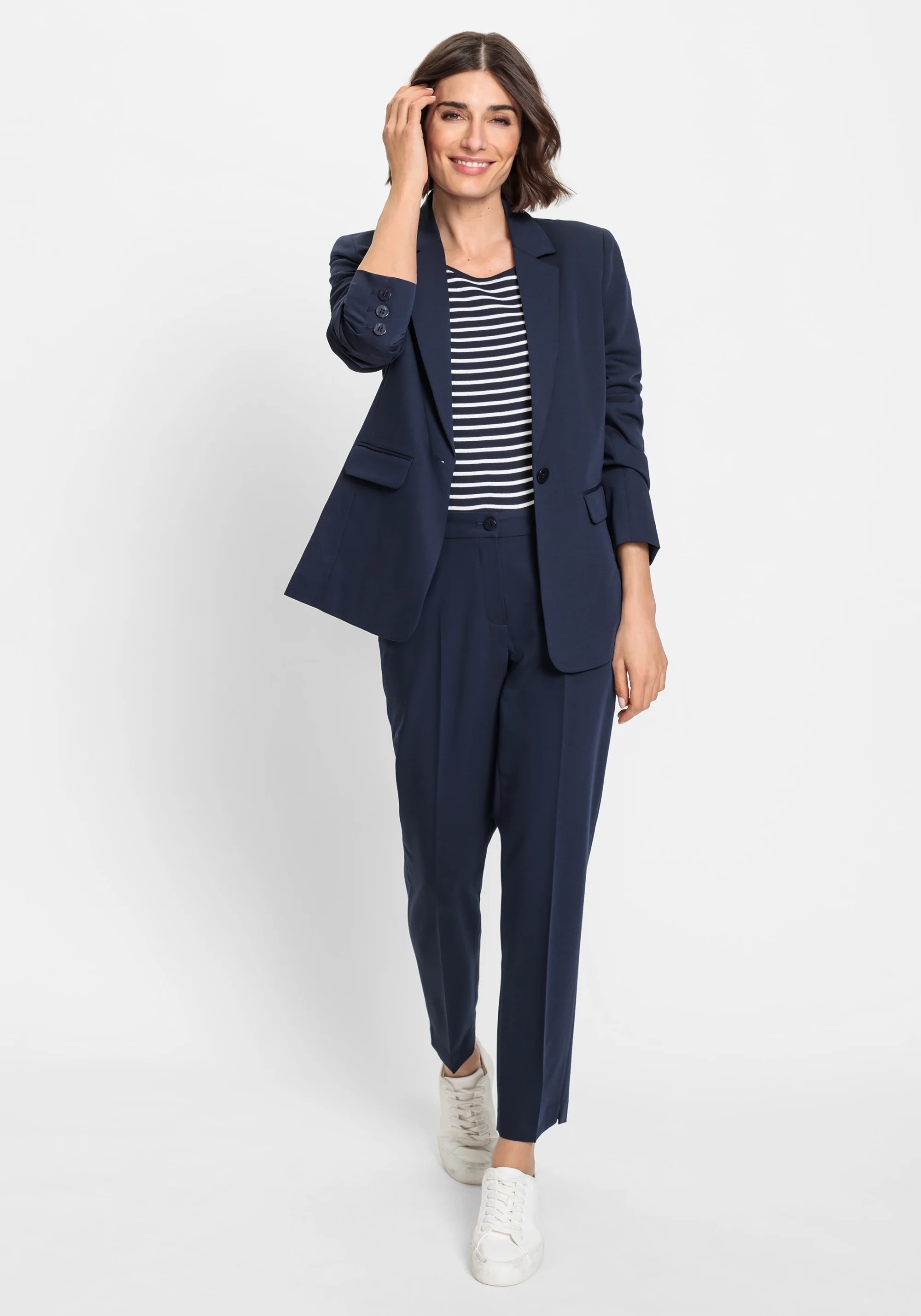 Classic Notch Collar Blazer - Image 3