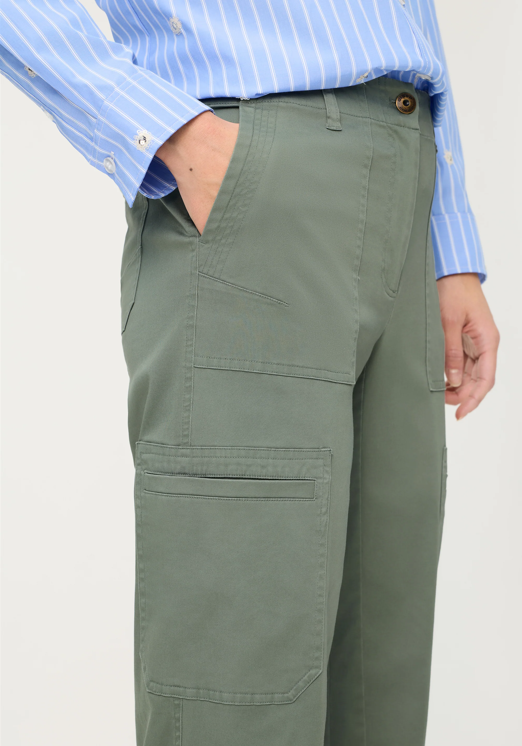 Clean Line Cargo Pant - Image 5
