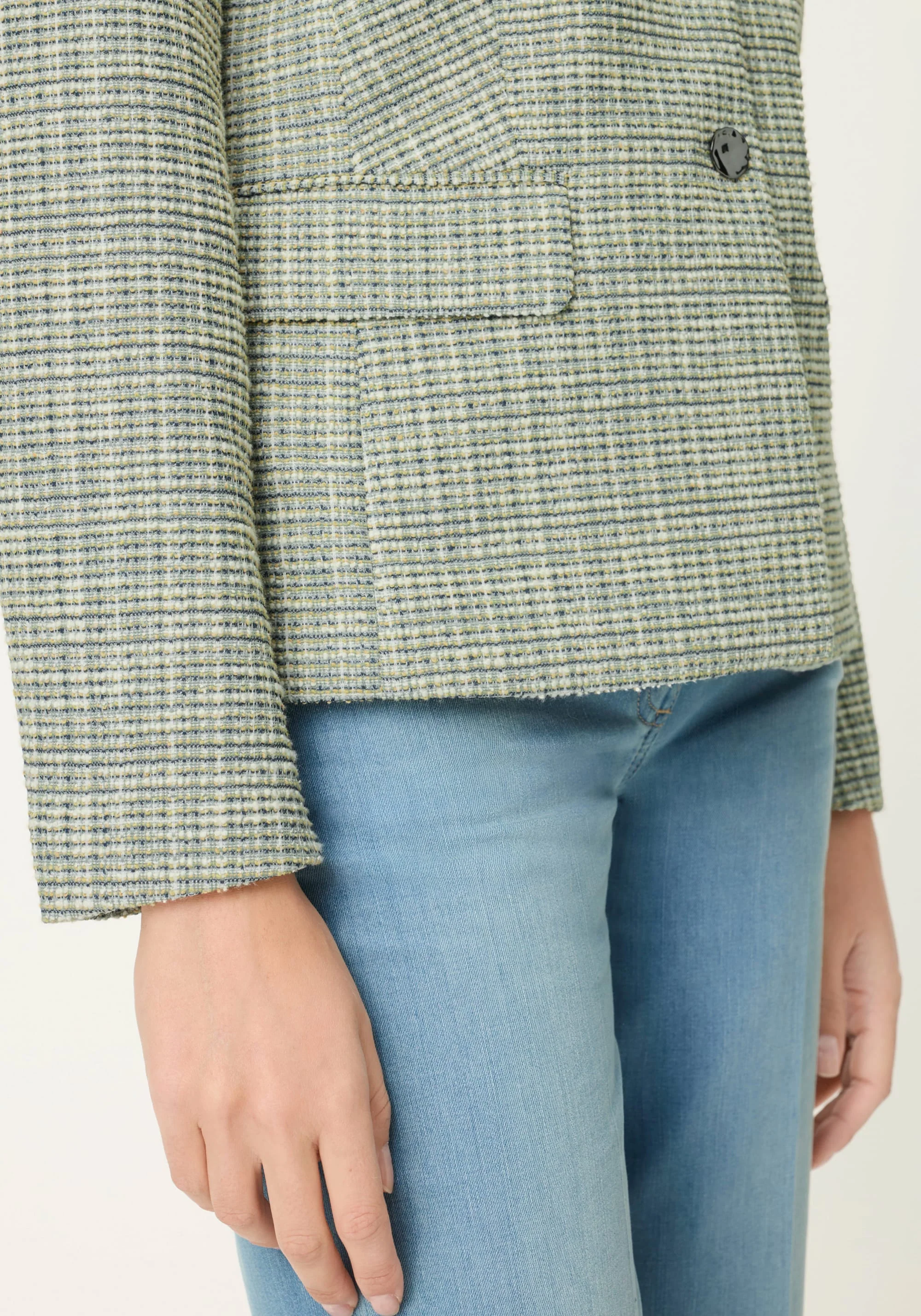 Collarless Jacket - Image 4