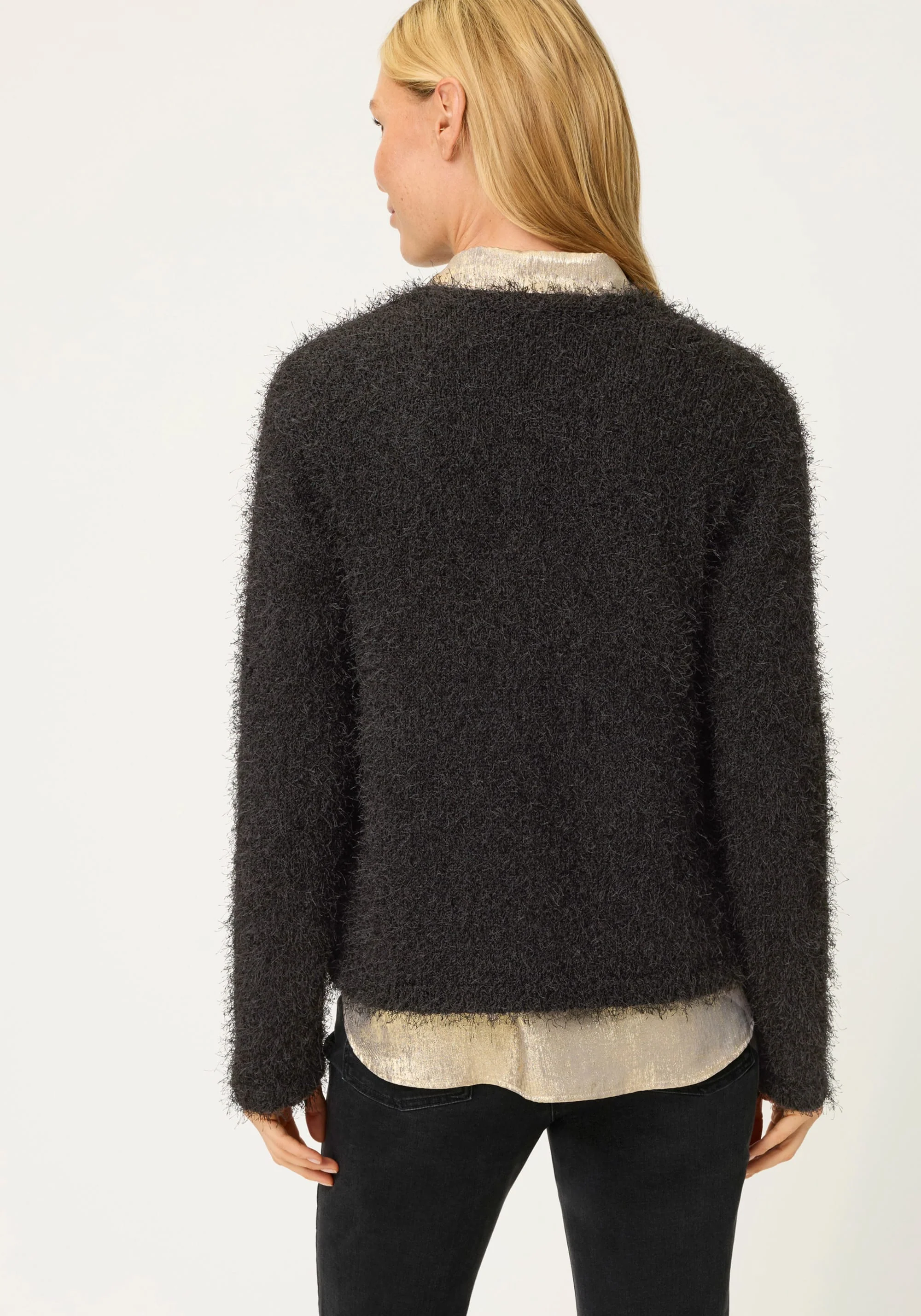 Cropped Feather Yarn Cardigan - Image 3