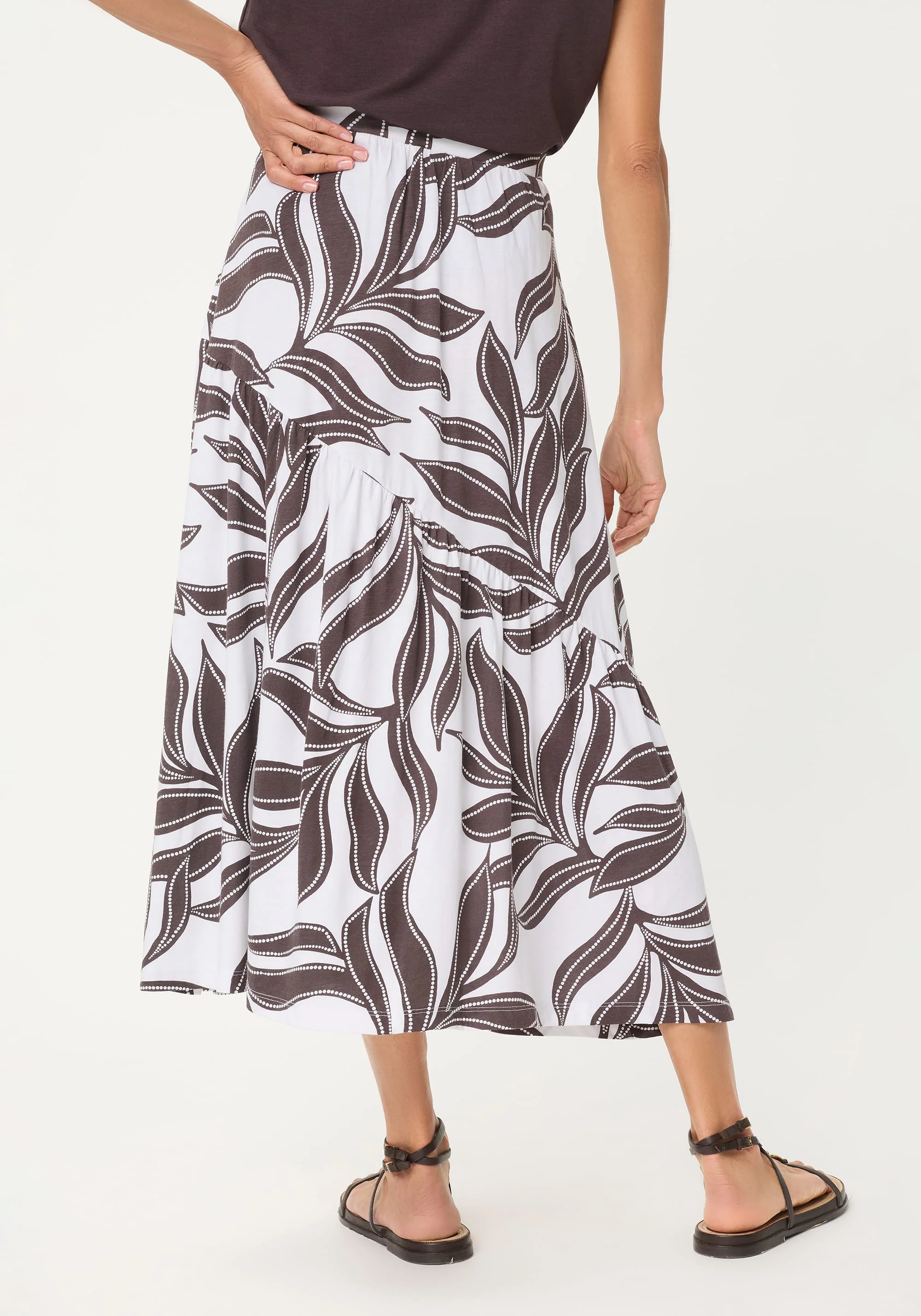 Dotted Leaf Skirt - Image 3