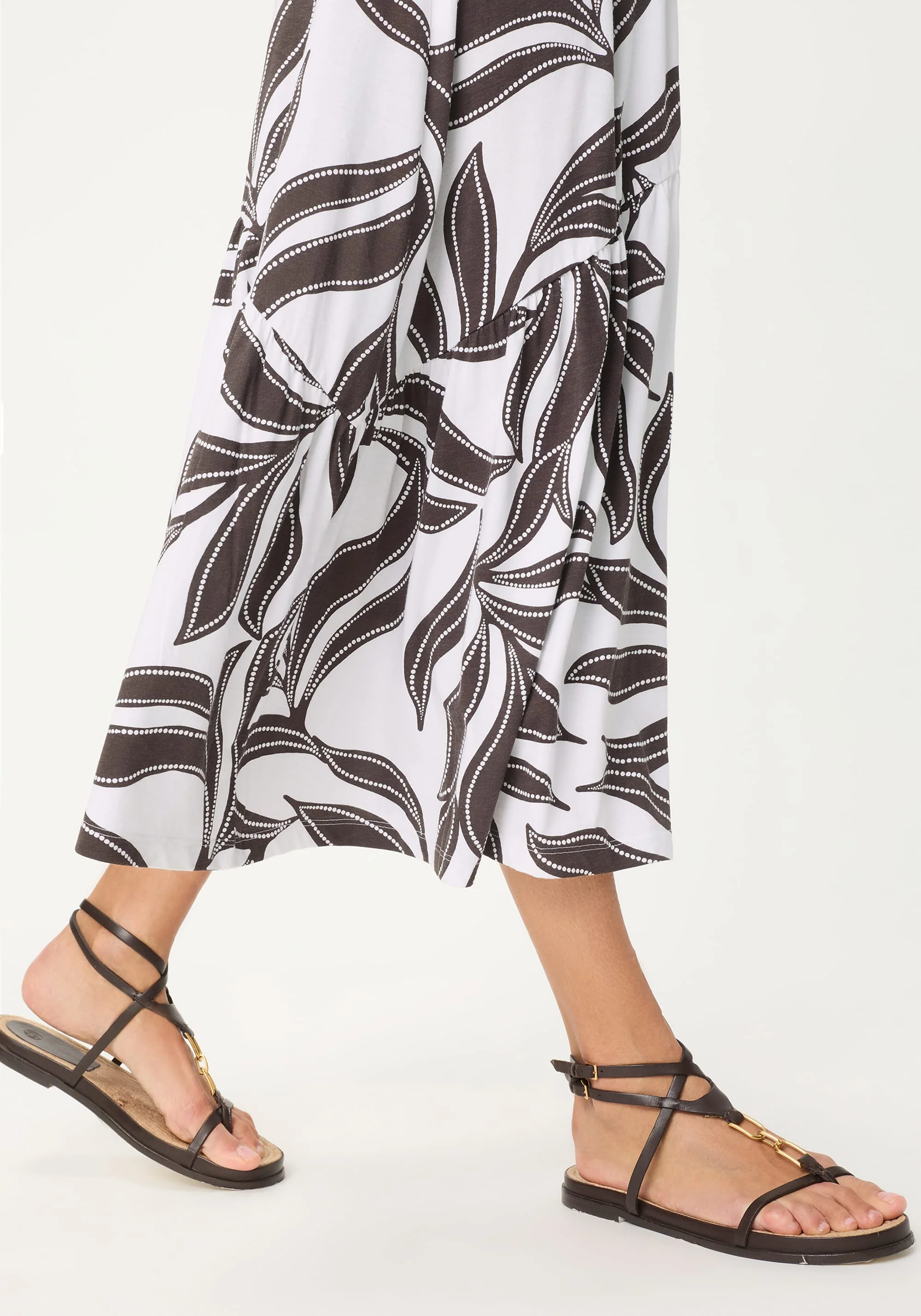 Dotted Leaf Skirt - Image 5