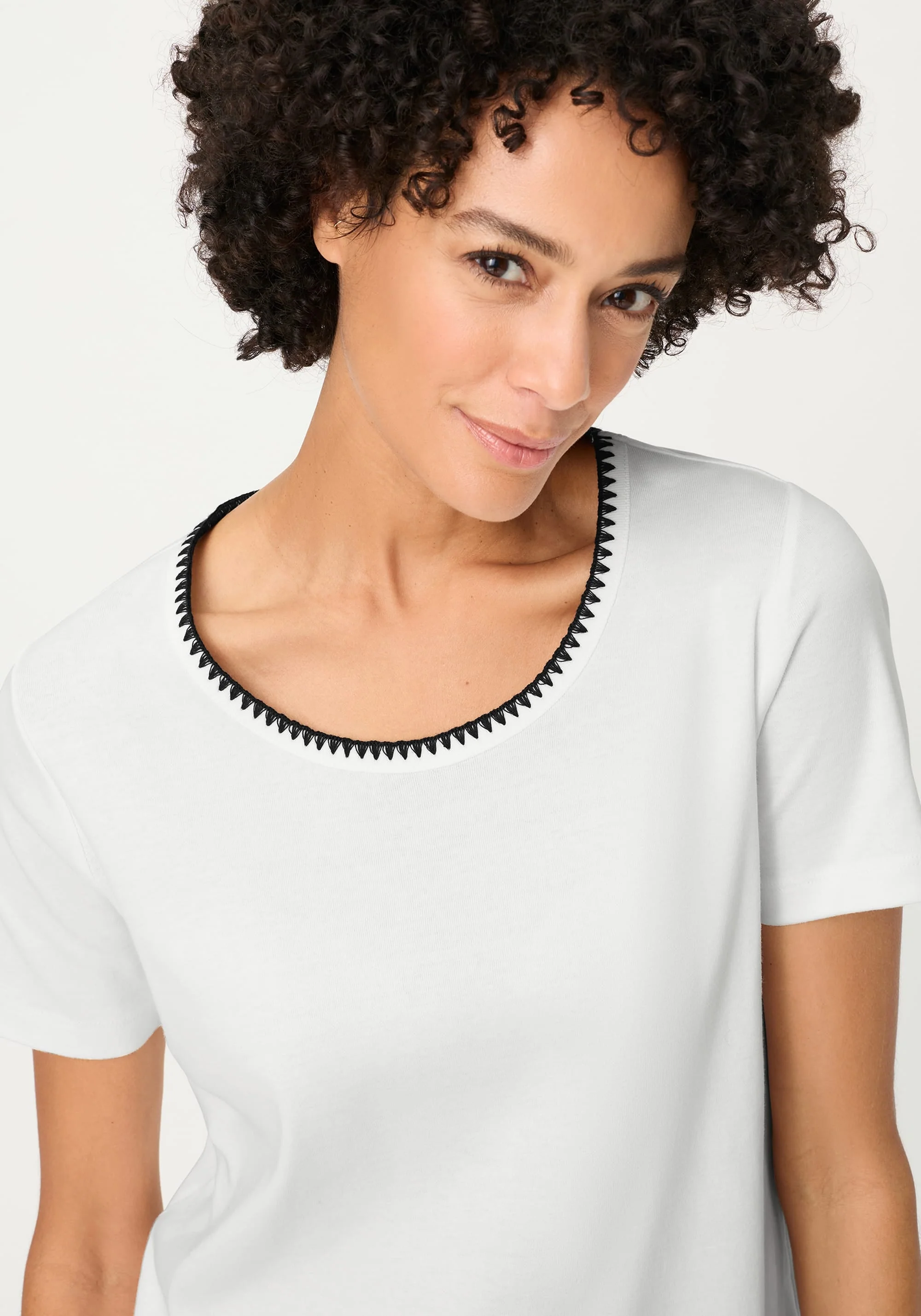 Embroidered Neck T-Shirt - Image 3