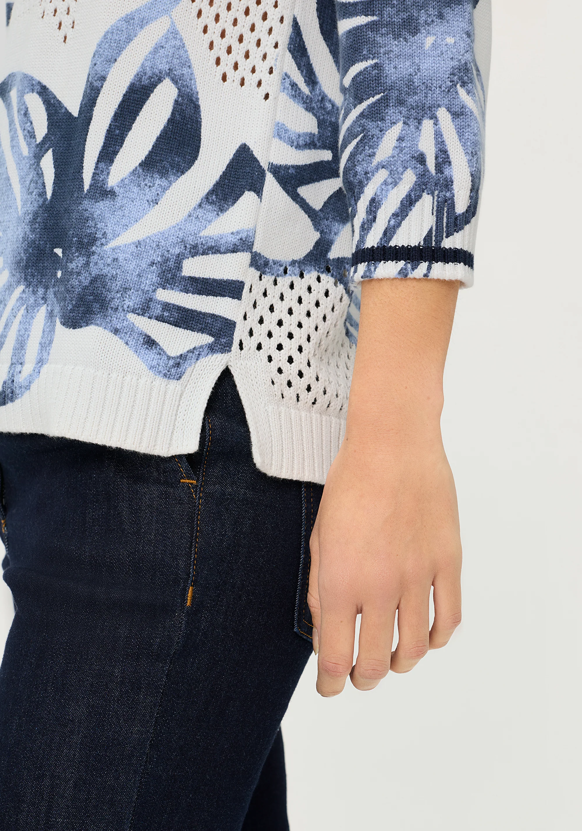 Floral Ajour Knit Sweater - Image 4