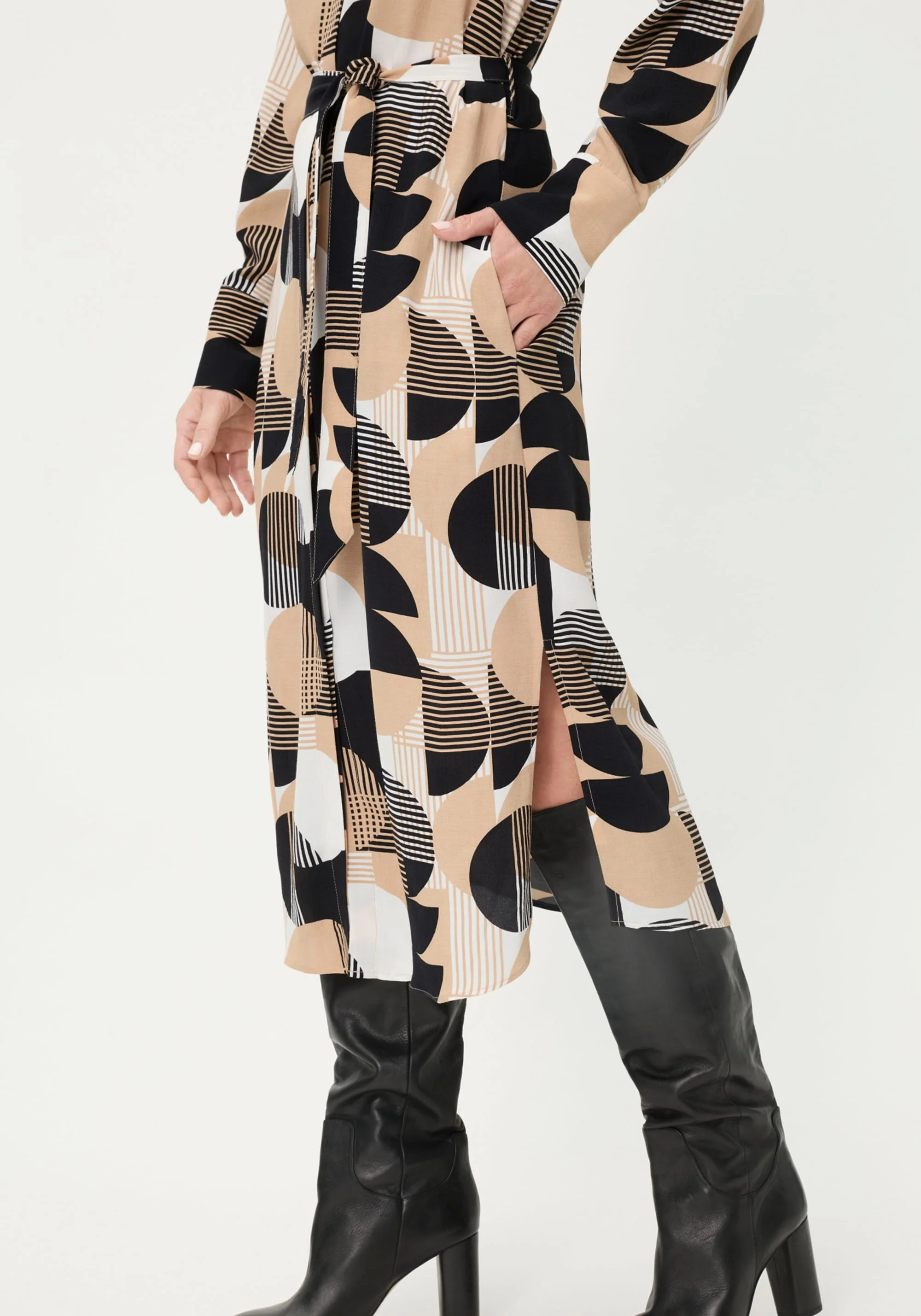 Geo Mixed Shirt Dress - Image 4