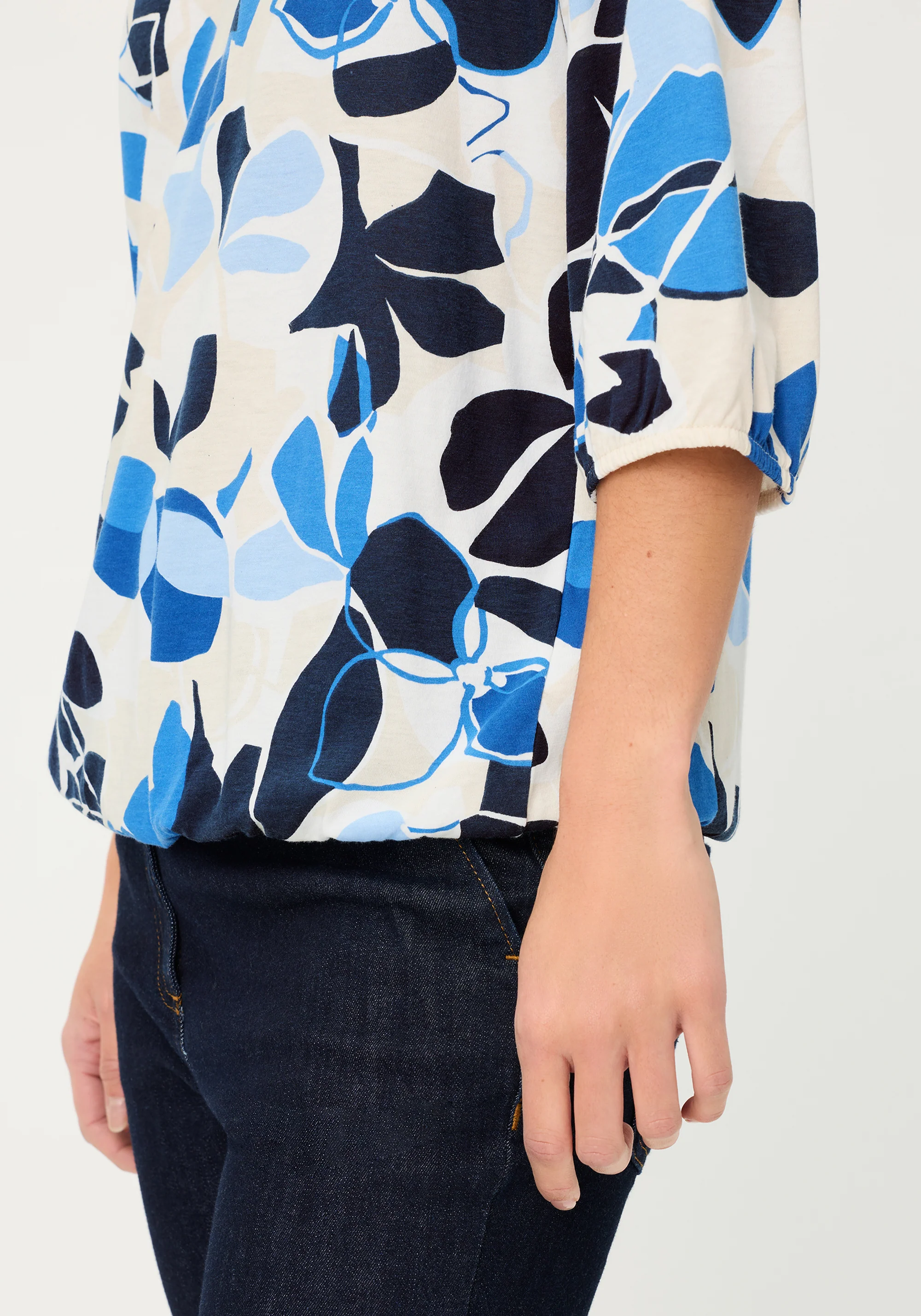 Graphic Floral Split Neck T-Shirt - Image 3