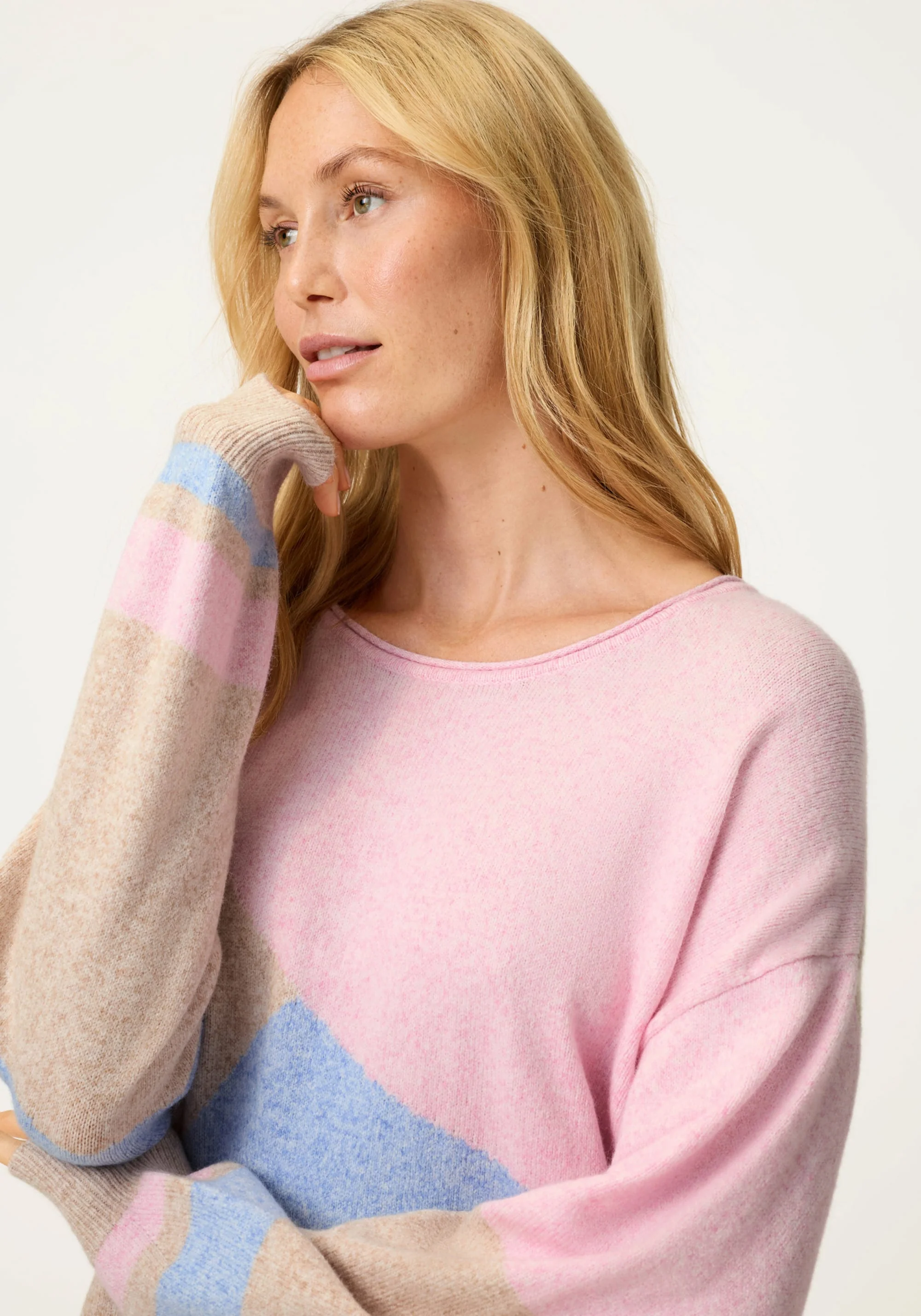 Graphic Sweater - Image 3