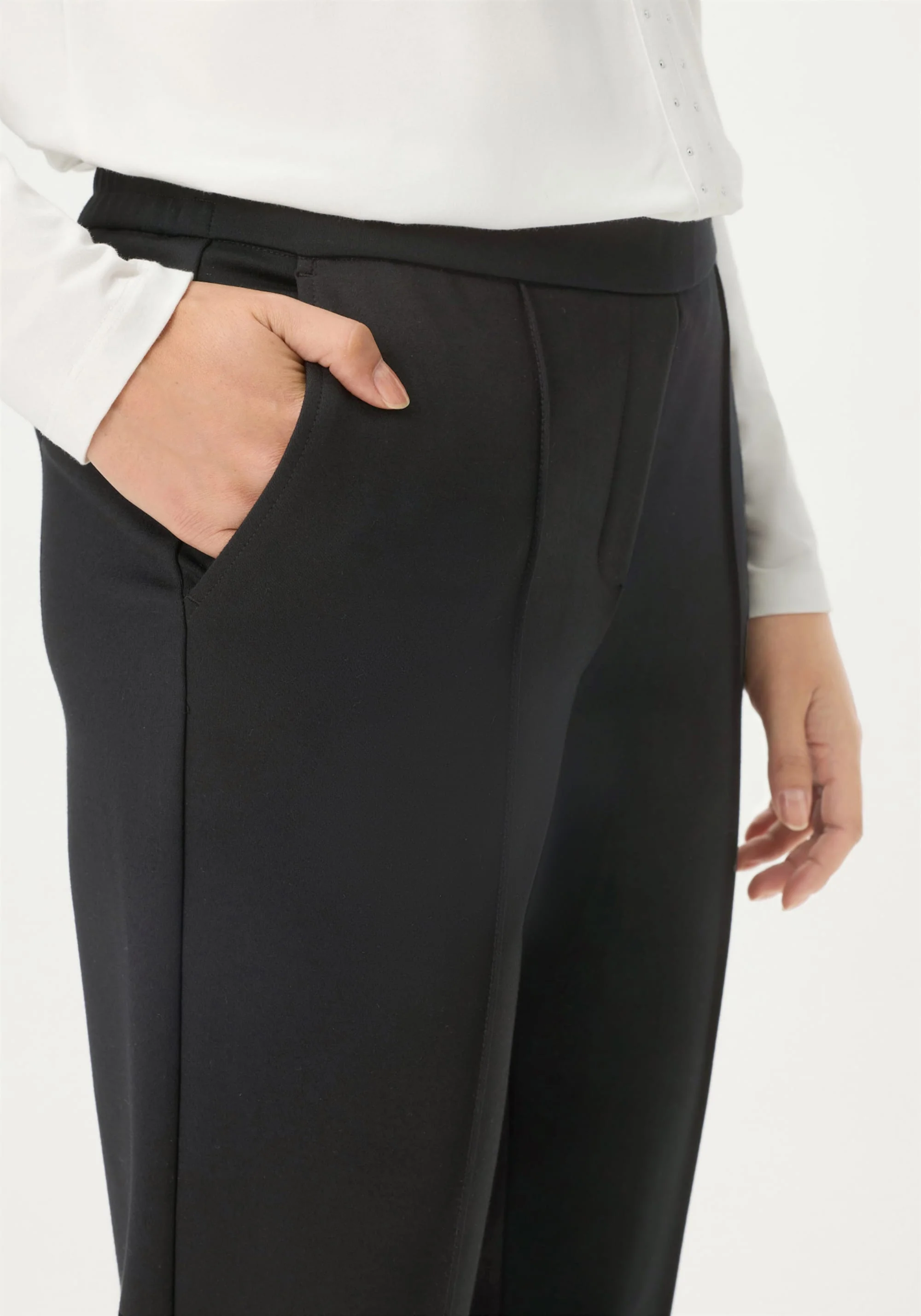 Lisa Fit Napoli Knit Pull-On Trouser - Image 5