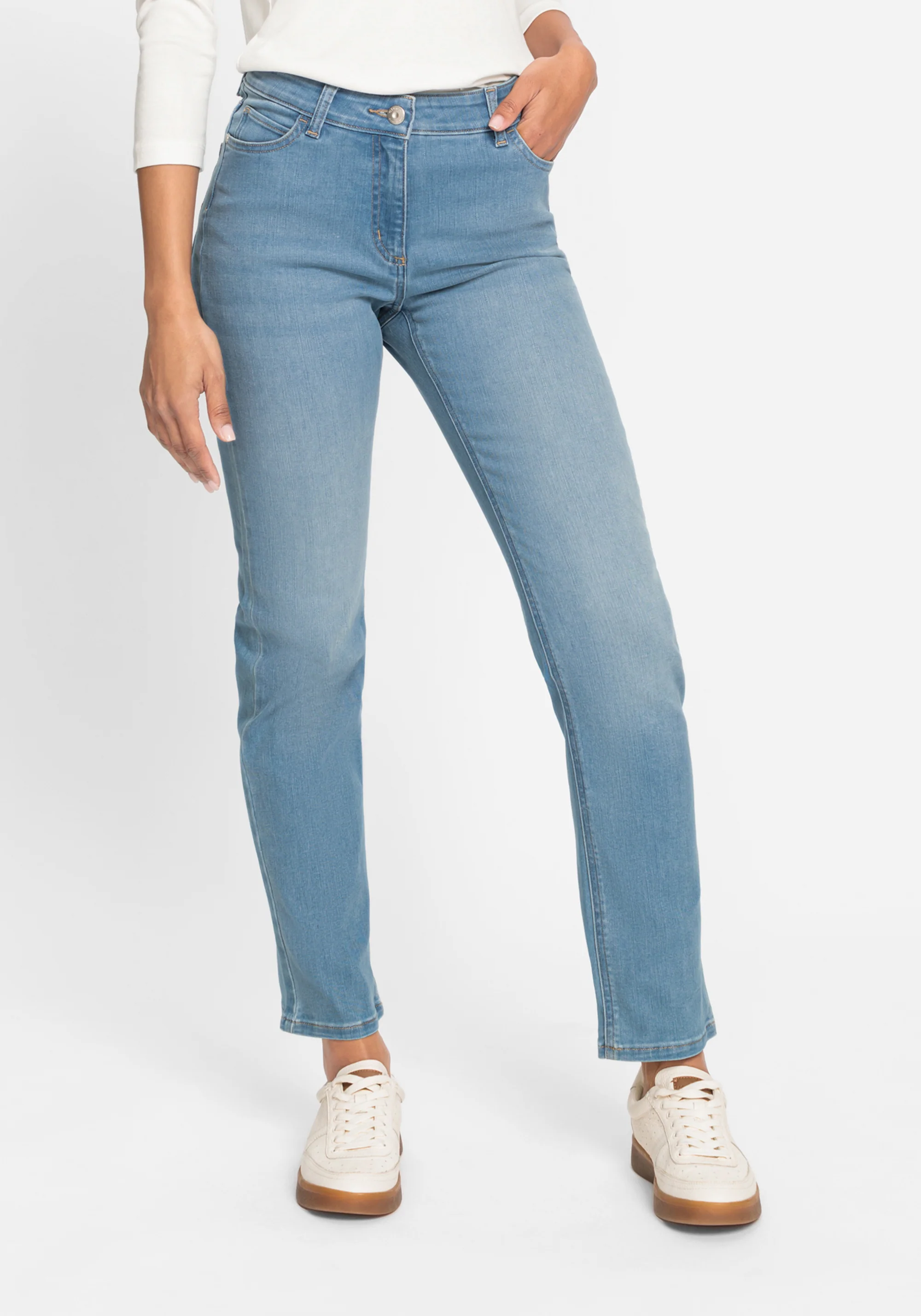 Lisa Fit Straight Light Wash Jeans - Image 2
