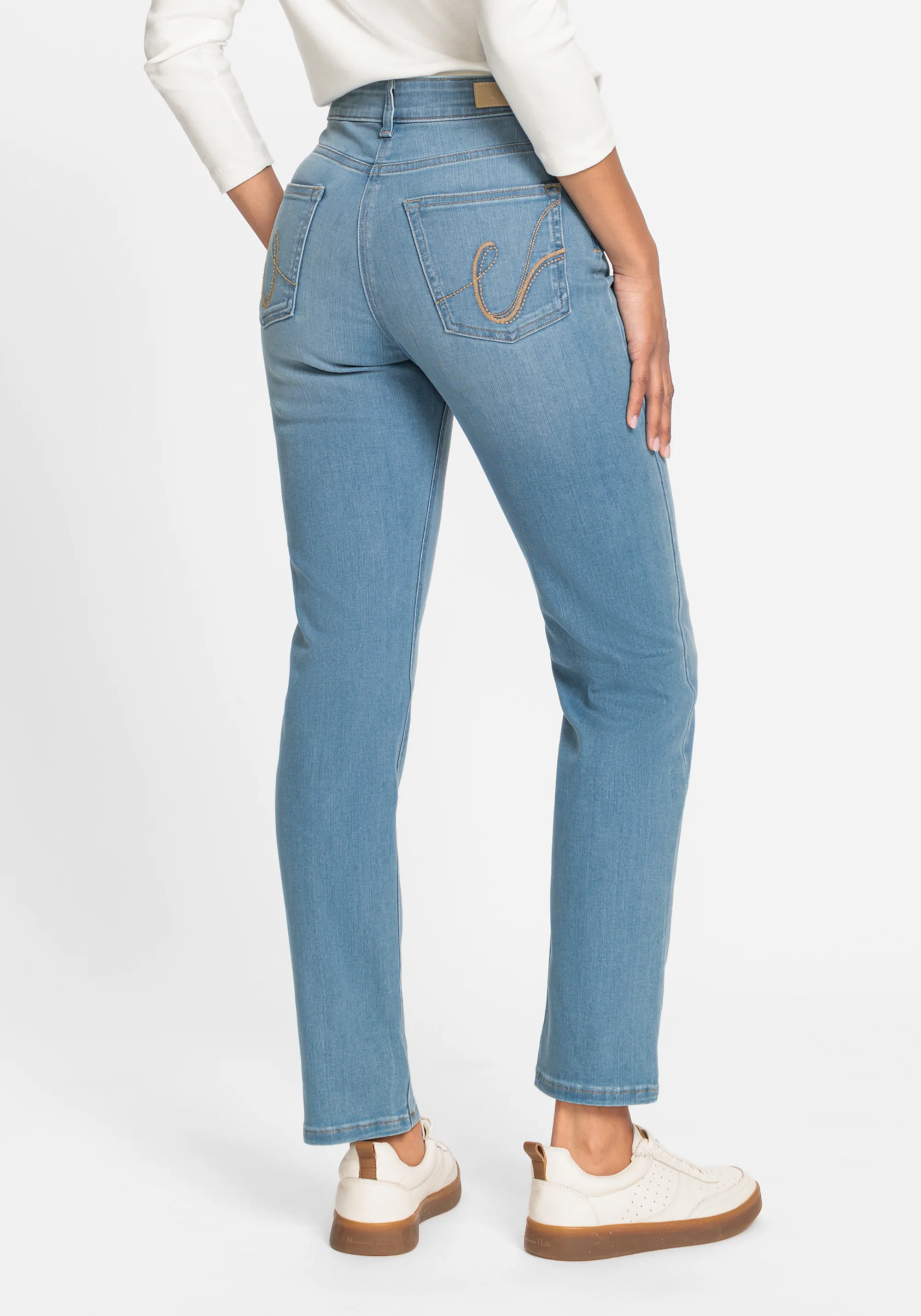 Lisa Fit Straight Light Wash Jeans - Image 3