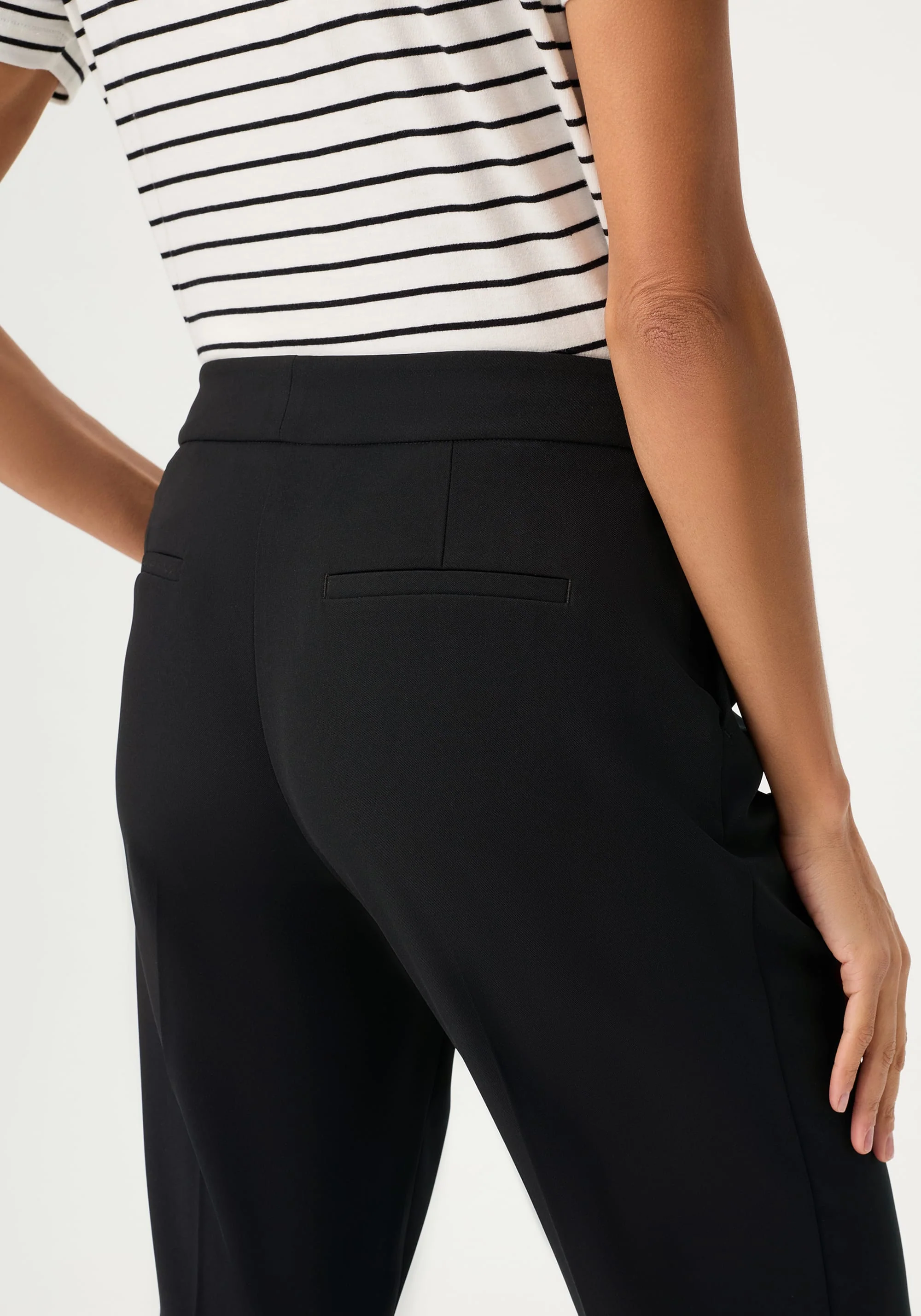 Lisa Pleated Trouser - Image 4