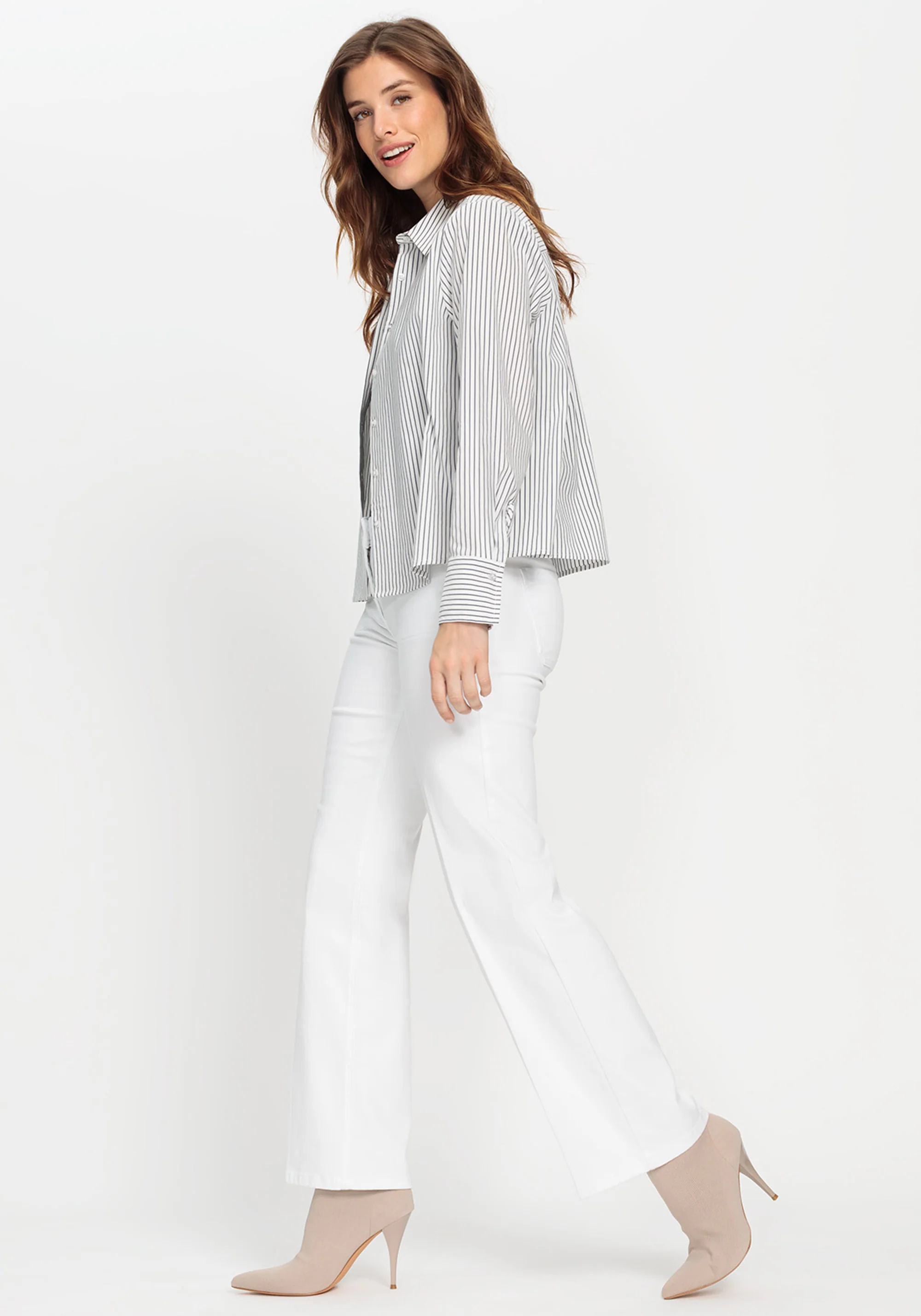 Dana Fit Bootcut Jean - Image 2