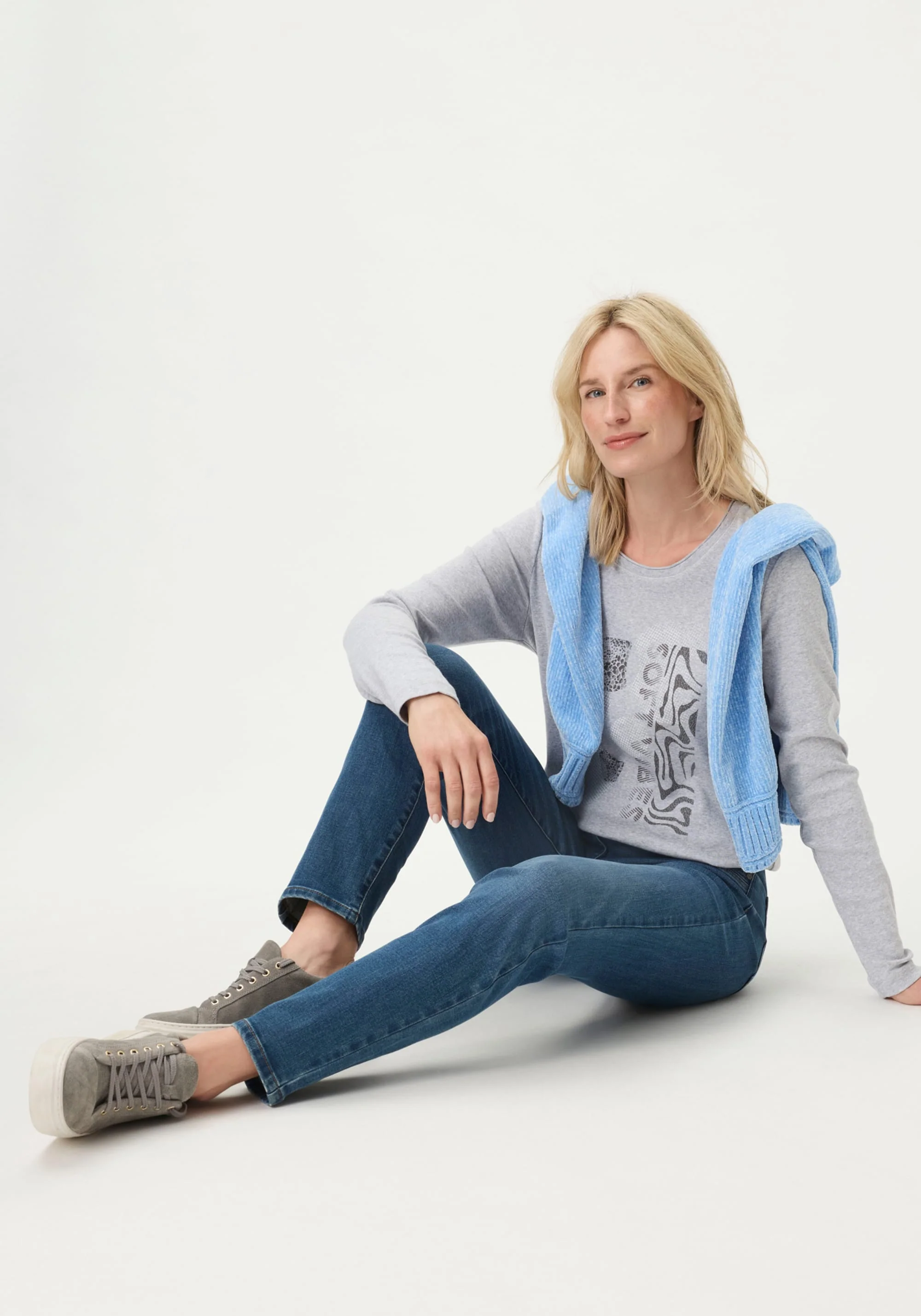Placement Print T-Shirt - Image 4