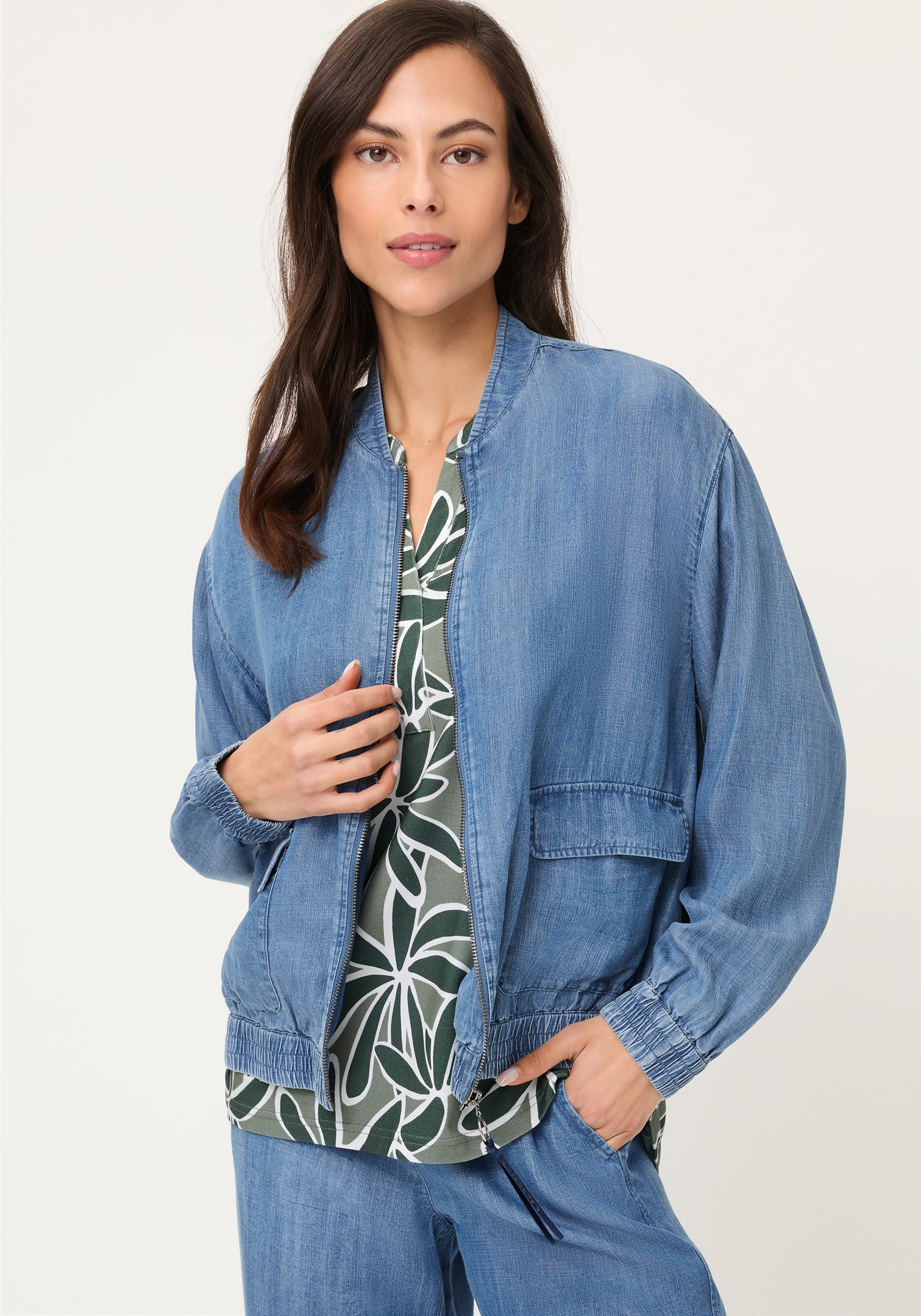 Relaxed Zip Jacket