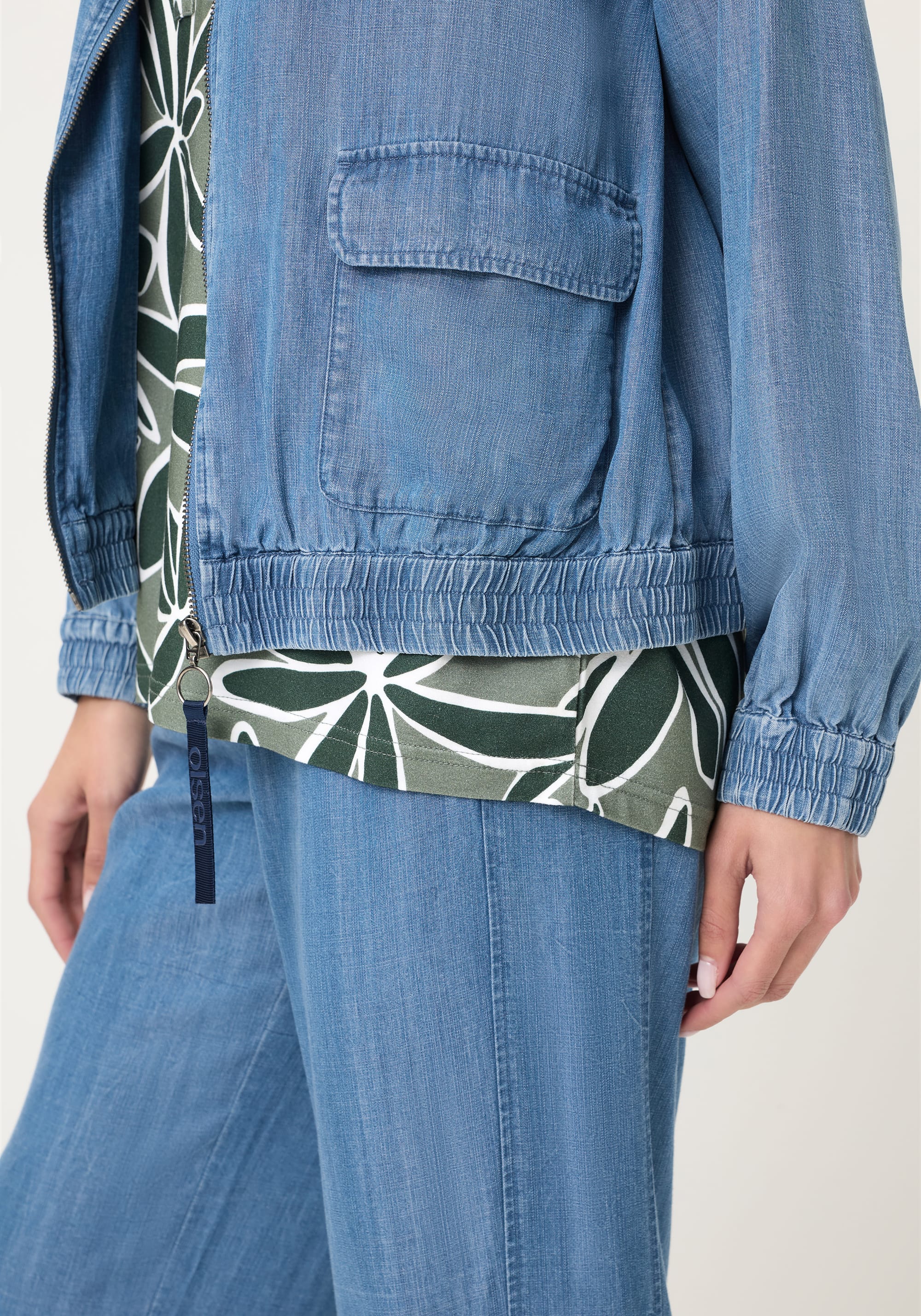 Relaxed Zip Jacket - Image 4