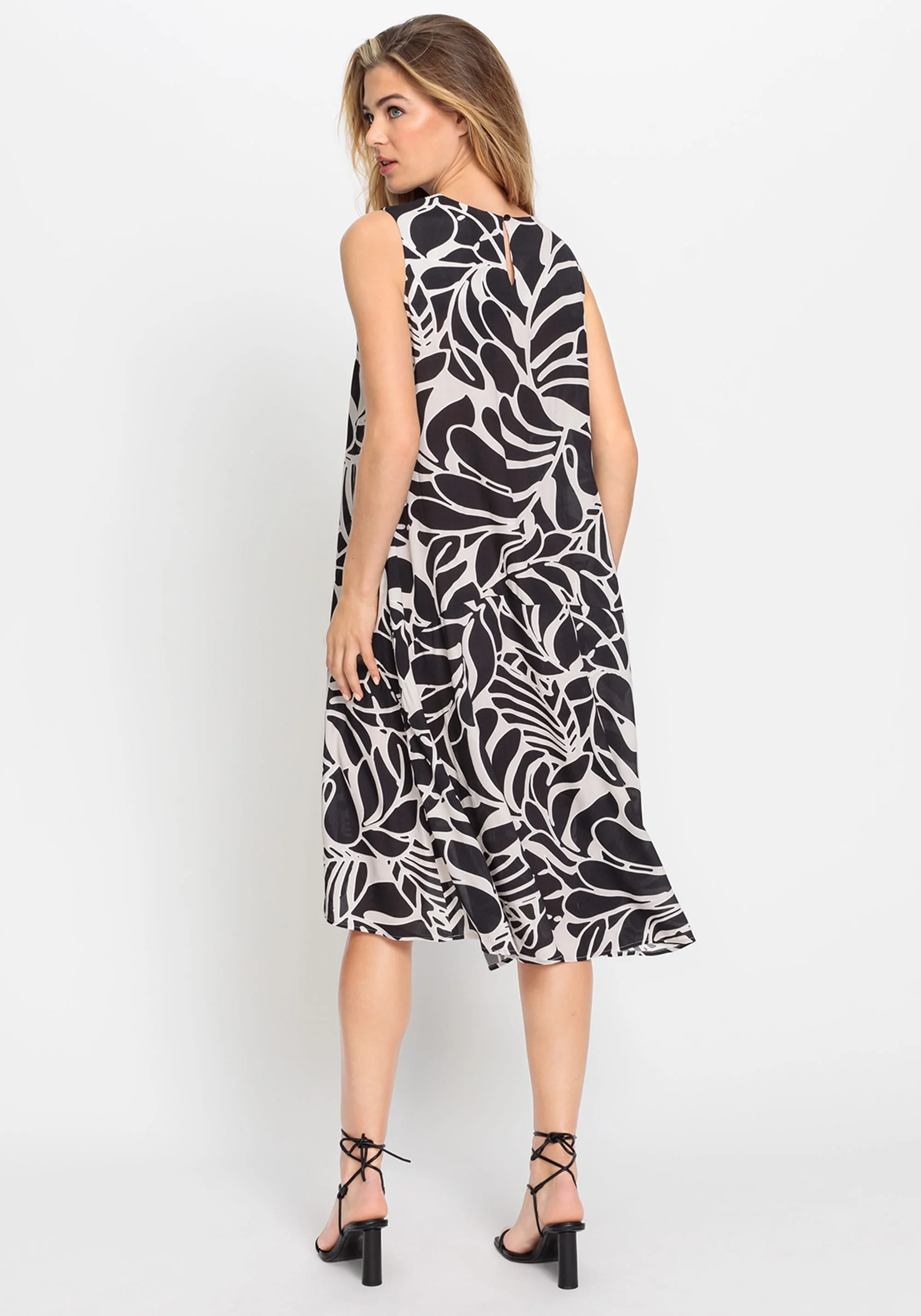 Sleeveless Printed A-Line Dress - Image 3