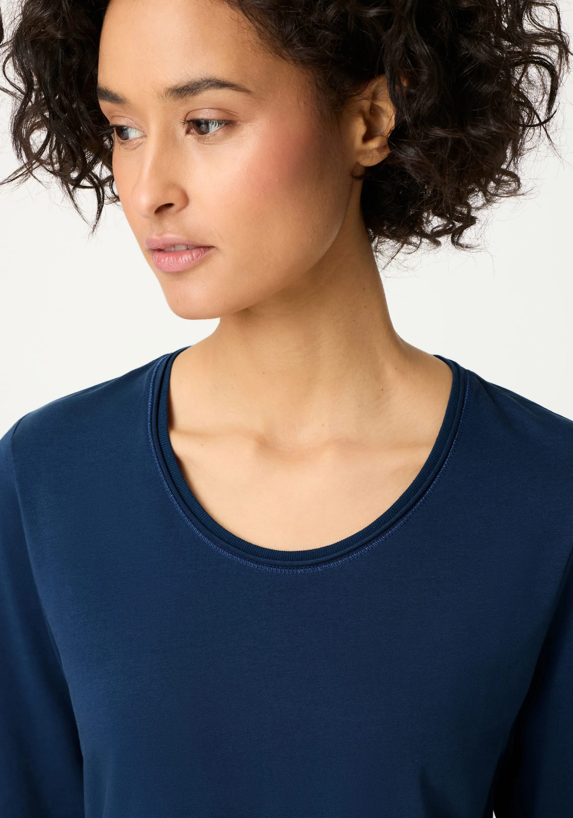 Solid 3/4 Sleeve T-Shirt - Image 3