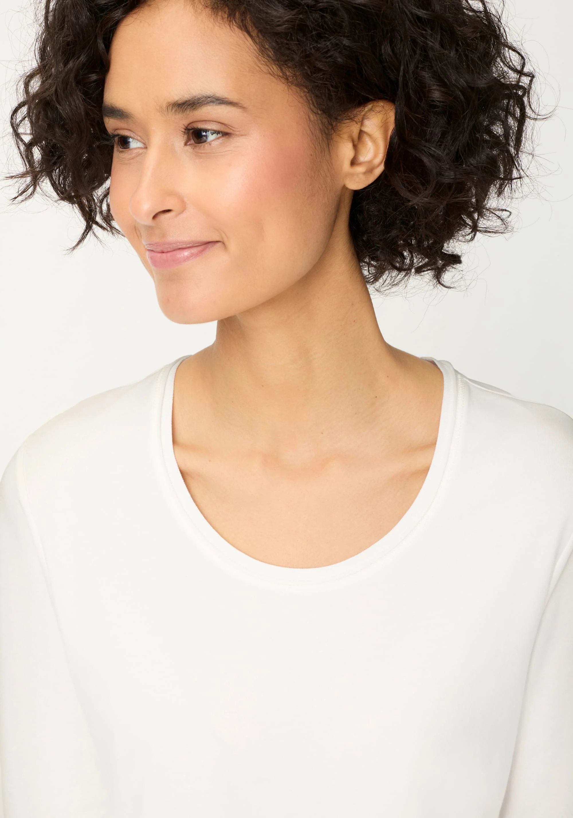 Solid 3/4 Sleeve T-Shirt - Image 7
