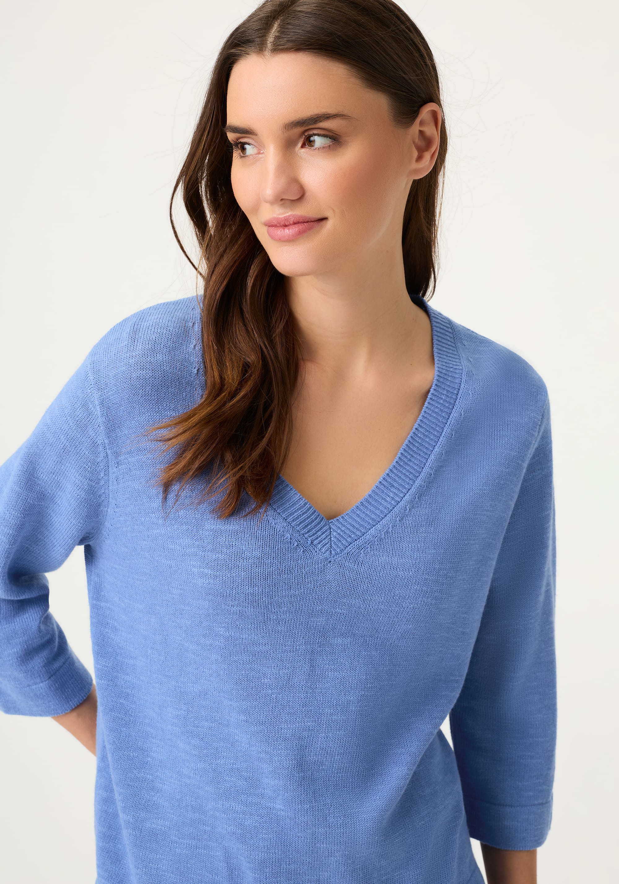 Solid V-Neck Sweater - Image 4