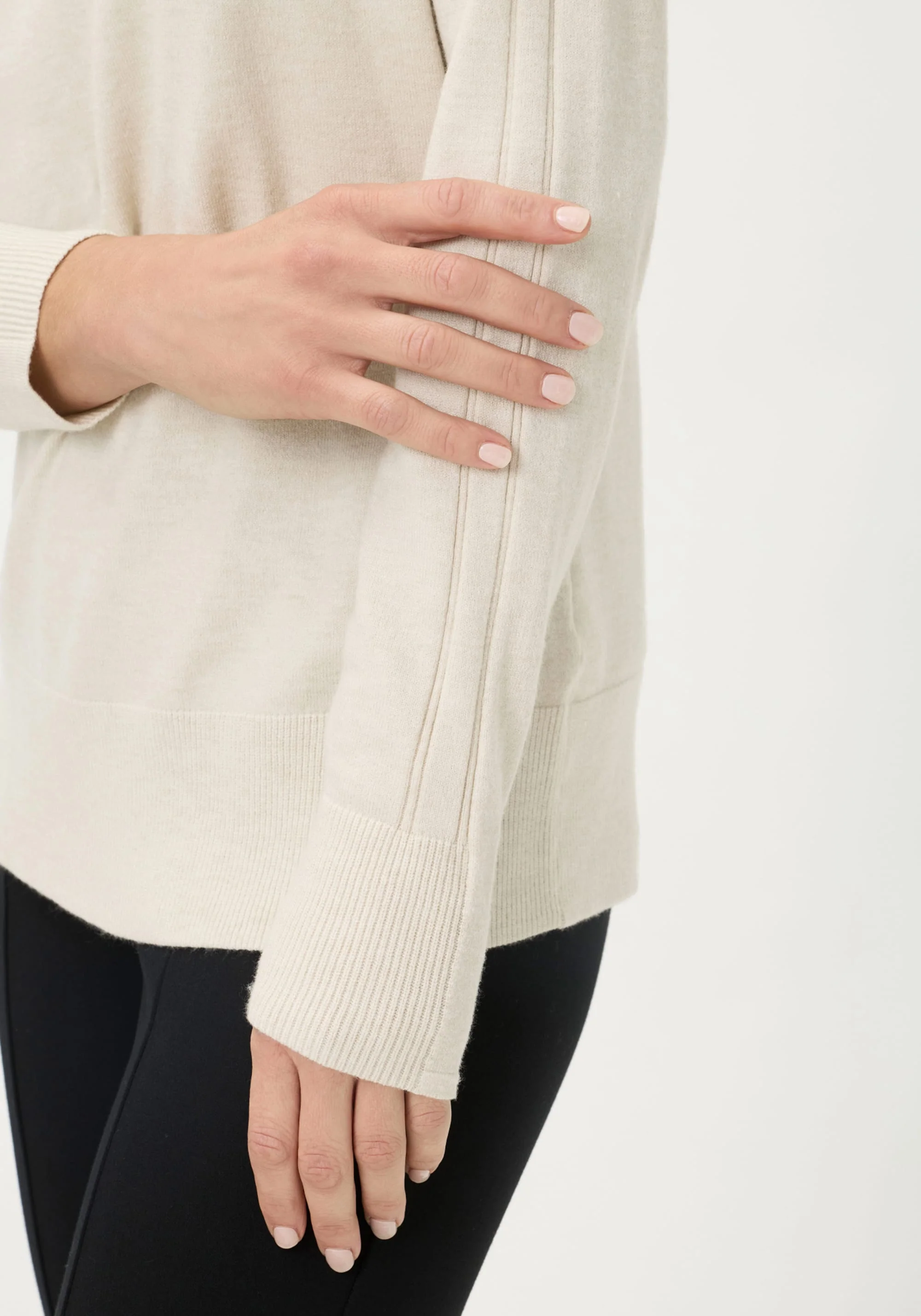 Turtleneck  Sweater - Image 4