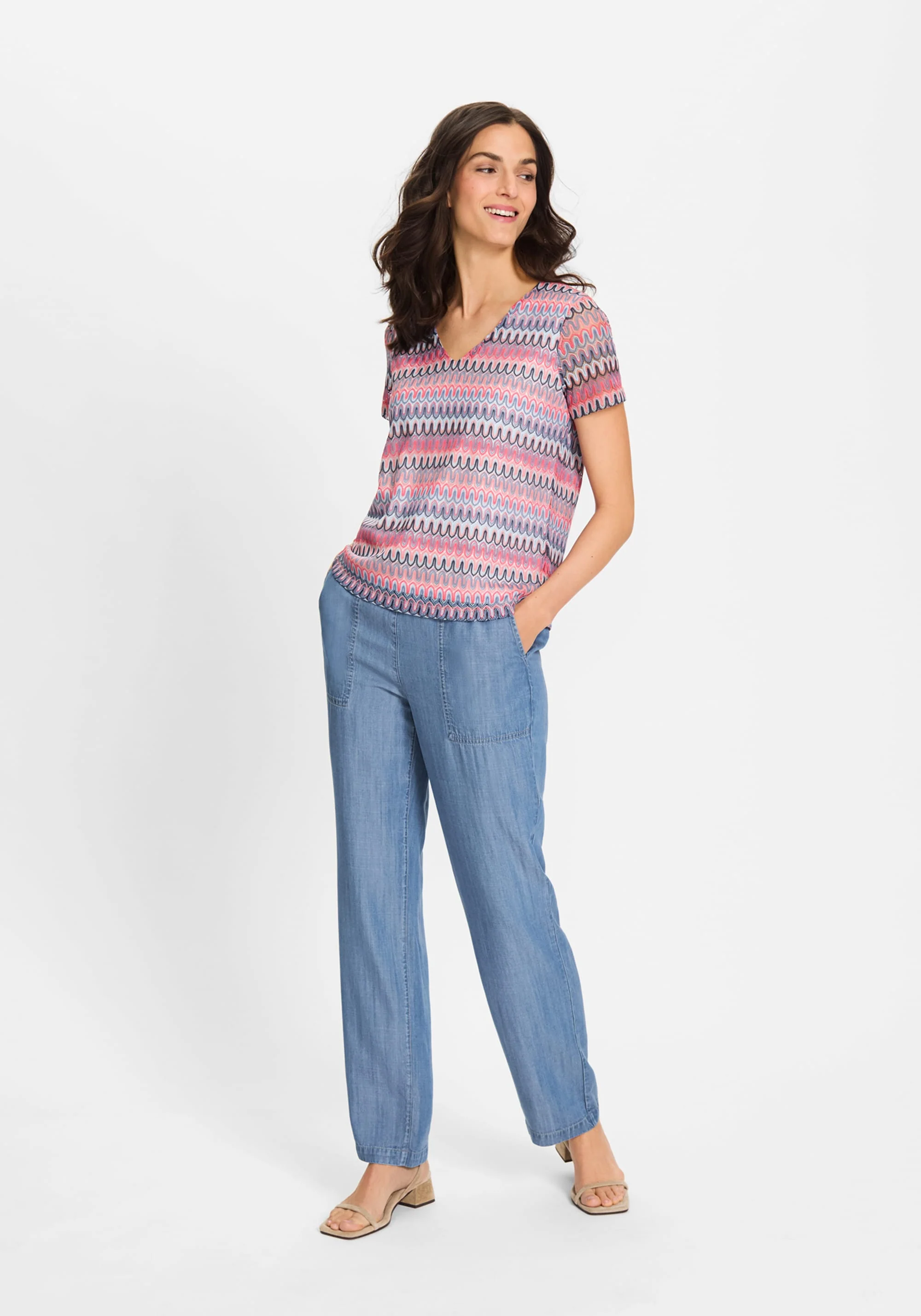 Vibrant Lace T-Shirt - Image 3